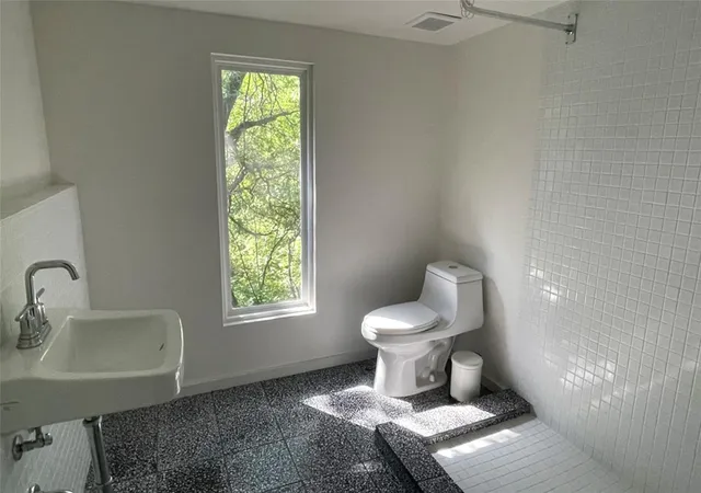 Photo 3 of Single family home for sale at 5921 Ponca St, Austin, TX 78741 | MLS# 9745405 | Listing updated on 2026-10-29