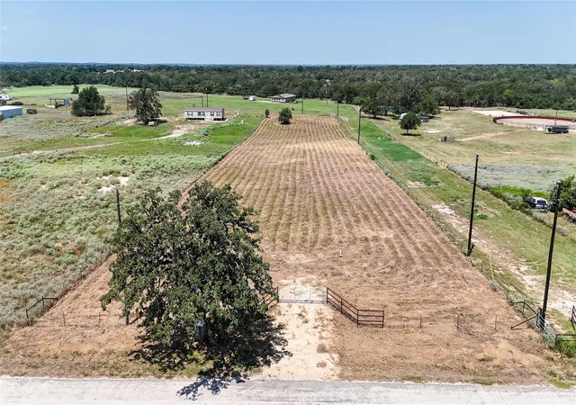 2nd image of 8150 Old Colony Line Rd, Dale, TX 78616 | MLS# 8422581