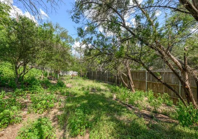 2nd image of 9820 Timber Ridge Pass, Austin, TX 78733 | MLS# 5350192