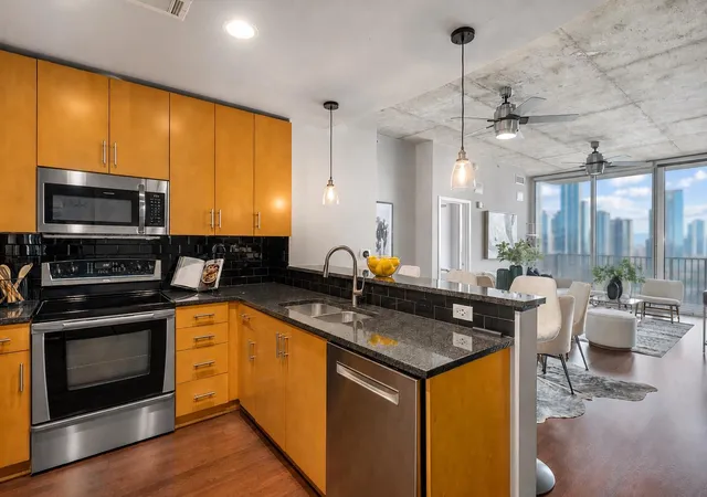 2nd image of 360 Nueces St #1805, Austin, TX 78701 | MLS# 7857850