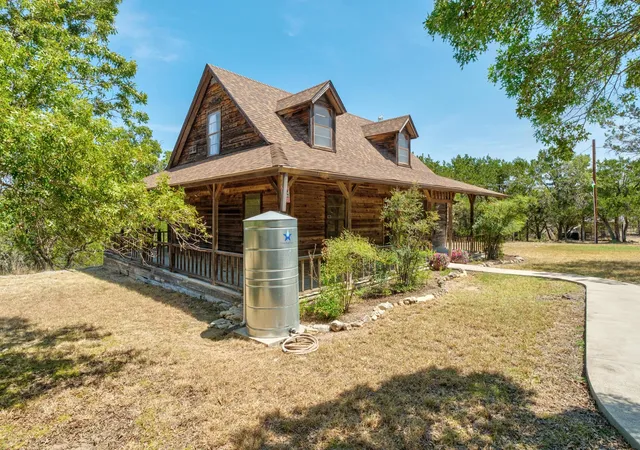 Photo 2 of Single family home for sale at 100 Clayton Cv, Dripping Springs, TX 78620 | MLS# 8636004 | Listing updated on 2026-08-29