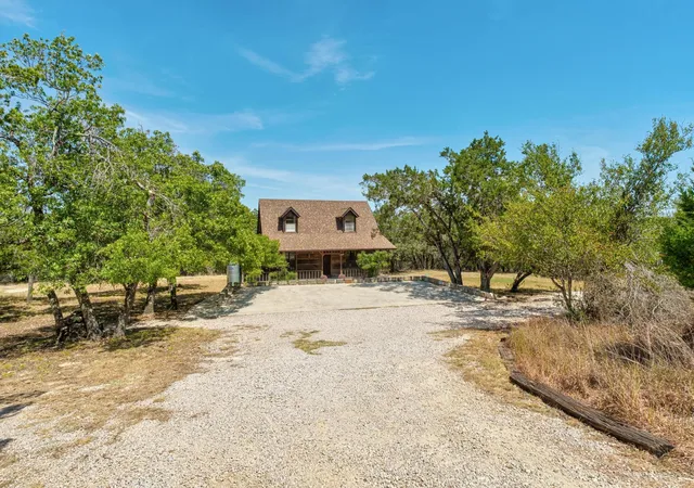 Photo 3 of Single family home for sale at 100 Clayton Cv, Dripping Springs, TX 78620 | MLS# 8636004 | Listing updated on 2026-08-29