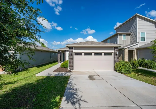 Photo 1 of Single family home for sale at 10801 Meris Ln, Austin, TX 78754 | MLS# 3989851 | Listing updated on 2026-10-12