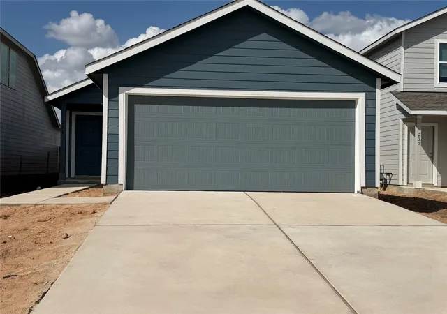 Photo 1 of Single family home for sale at 224 Mets Way, Hutto, TX 78634 | MLS# 8056178 | Listing updated on 2026-09-29