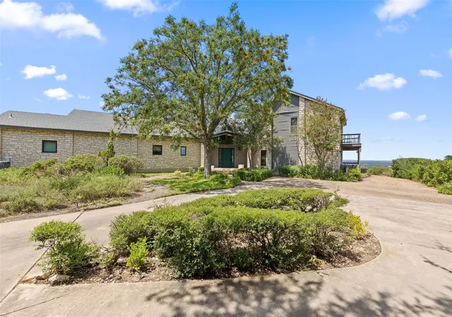 3rd image of 4005 Paloma Cir, Austin, TX 78734 | MLS# 9902383