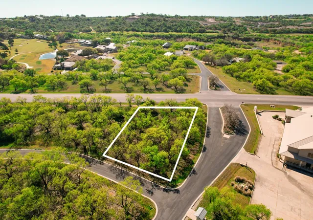 3rd image of 101 Springfield Dr, Horseshoe Bay, TX 78657 | MLS# 6094195