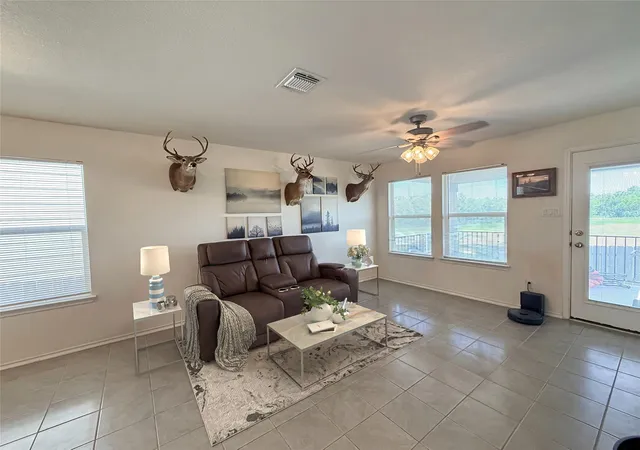 image of 320 Katie Elder Dr, Jarrell, TX 76537 | MLS# 7720924