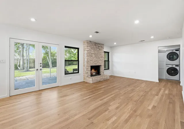 5th image of 2114 Wychwood Dr, Austin, TX 78746 | MLS# 1576315