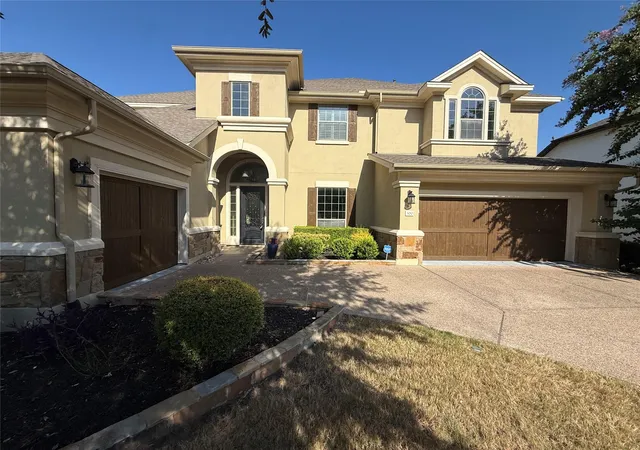 Photo 1 of Sale Pending at 300 Summer Alcove Way, Austin, TX 78732 | MLS# 7481850 | Listing updated on 2026-08-21