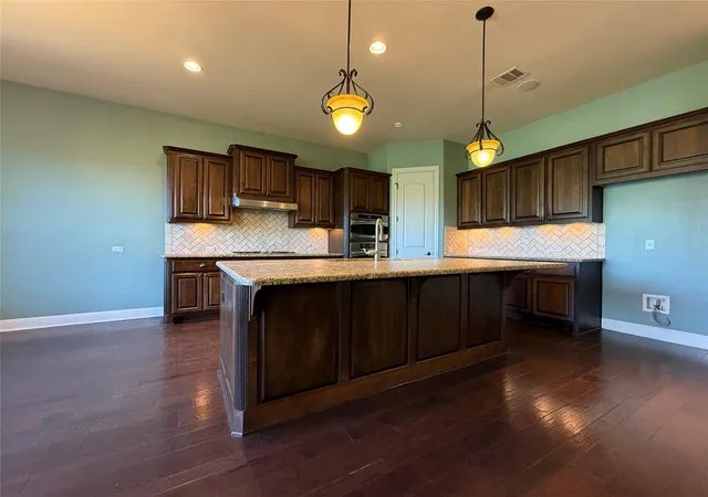 Photo 4 of Sale Pending at 300 Summer Alcove Way, Austin, TX 78732 | MLS# 7481850 | Listing updated on 2026-08-21
