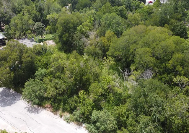 5th image of 2502 Douglas St, Austin, TX 78741 | MLS# 7888019