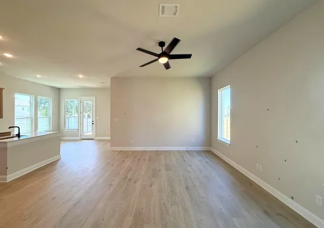 Photo 3 of Single family home for sale at 1105 Stonehill Dr, Georgetown, TX 78633 | MLS# 2594850 | Listing updated on 2026-10-08