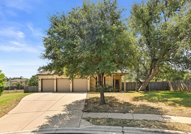 Photo 3 of Sale Pending at 11709 Running Brush Cv, Austin, TX 78717 | MLS# 7948683 | Listing updated on 2026-09-04