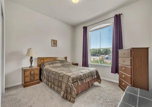 image of 711 Rolling Oak Dr, Round Rock, TX 78664