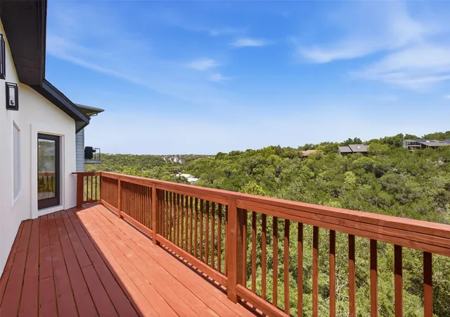 Single family home for sale at 9312 Knoll Crst Loop, Austin, TX 78759 | MLS# 9582387