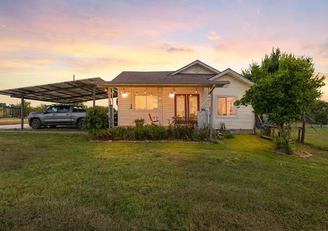 2nd image of 9916 Horizon Ln, Austin, TX 78719 | MLS# 2712404