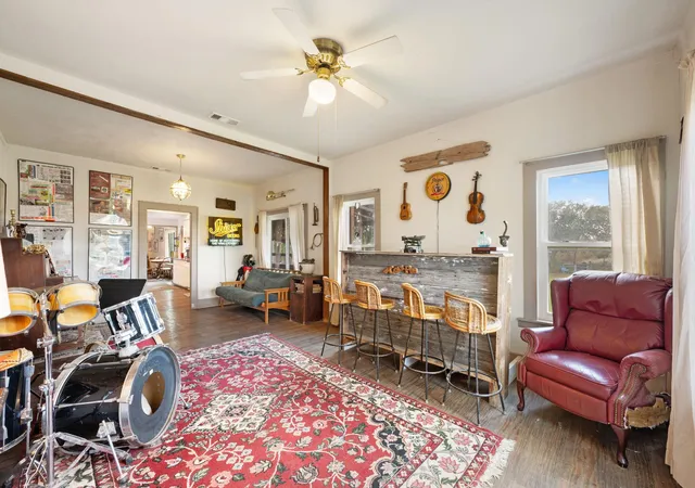 5th image of 9916 Horizon Ln, Austin, TX 78719 | MLS# 2712404