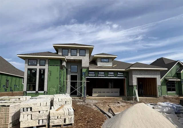 Photo 2 of Single family home for sale at 204 Firethorn Cv, Marble Falls, TX 78654 | MLS# 9812030 | Listing updated on 2026-10-02