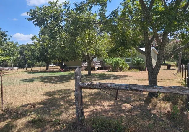 2nd image of 10905 S Fm 1915 Fm 1915 Hwy, Buckholts, TX 76518 | MLS# 5938982