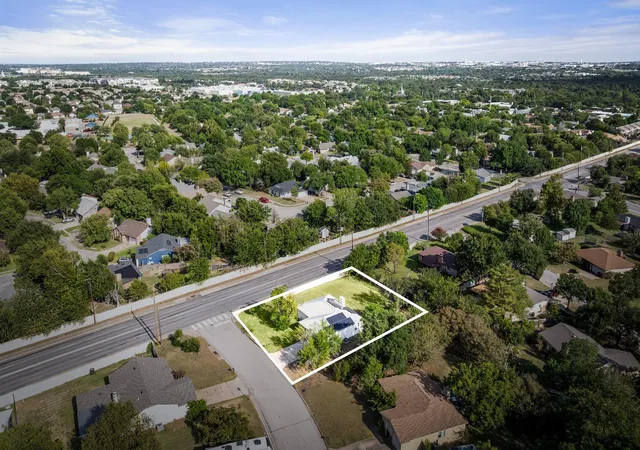 39th image of 1500 Wildflower Dr, Round Rock, TX 78664 | MLS# 1168601