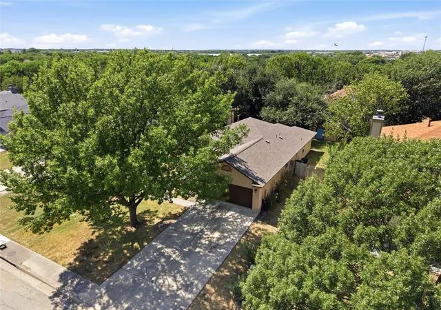 Photo 3 of Single family home for sale at 151 Henke Cv, Kyle, TX 78640 | MLS# 6152028 | Listing updated on 2026-09-04