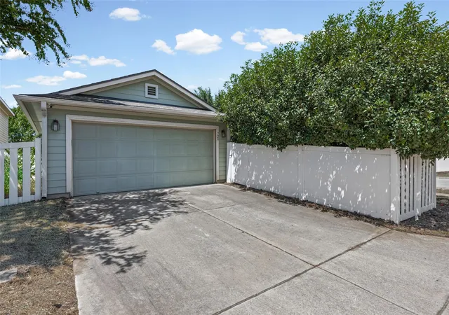 28th image of 720 Alamo Plaza Dr, Cedar Park, TX 78613 | MLS# 6143133