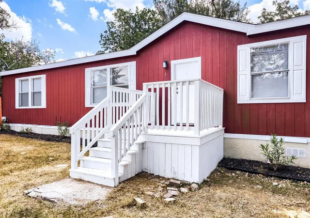 Photo 3 of Manufactured home for sale at 1017 Rosewood Dr, Dale, TX 78616 | MLS# 3436536 | Listing updated on 2026-09-15