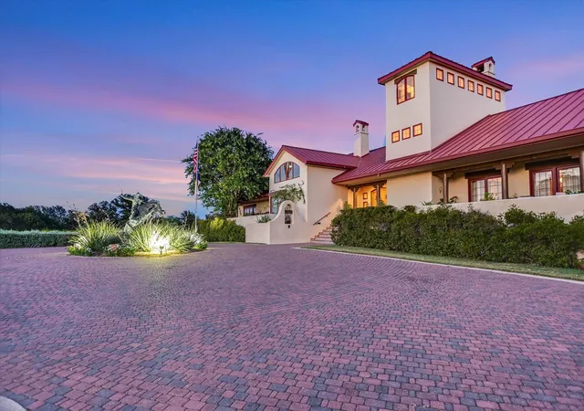 Photo 2 of Mansion for sale at 409 Haney Trce, Horseshoe Bay, TX 78657 | MLS# 6197863 | Listing updated on 2026-10-03
