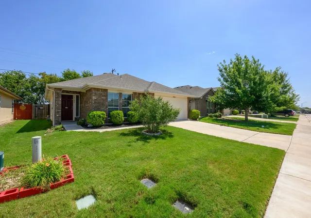 3rd image of 18344 Willow Sage Ln, Elgin, TX 78621 | MLS# 5969234