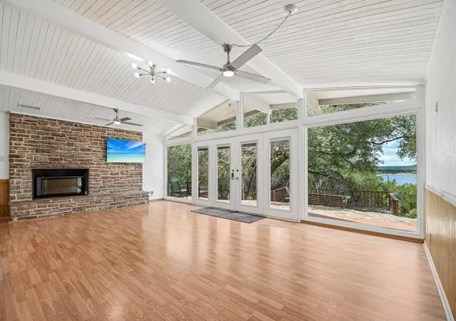 Photo 1 of Single family home for sale at 21103 Dawn Dr, Lago Vista, TX 78645 | MLS# 4129896 | Listing updated on 2026-09-14
