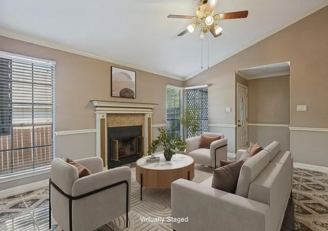 Photo 2 of Single family home for sale at 4805 Crst Oak Rd, Austin, TX 78744 | MLS# 1551345 | Listing updated on 2026-10-23