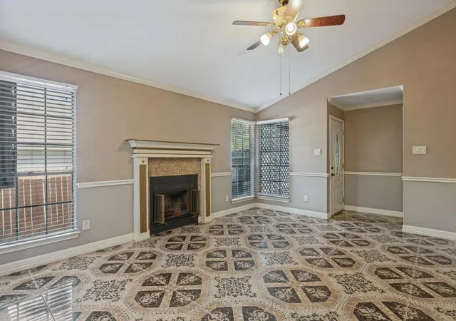 Photo 3 of Single family home for sale at 4805 Crst Oak Rd, Austin, TX 78744 | MLS# 1551345 | Listing updated on 2026-10-23