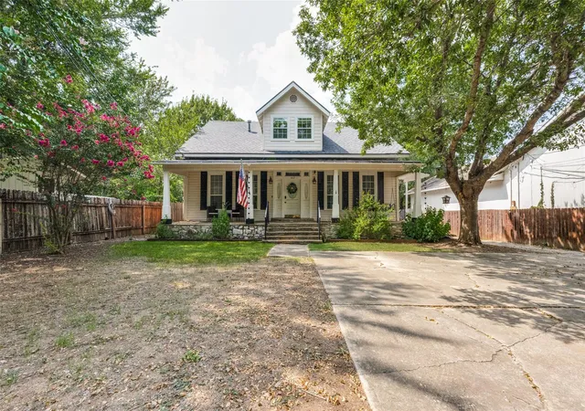 3rd image of 1012 Dailey St, San Marcos, TX 78666 | MLS# 7216290