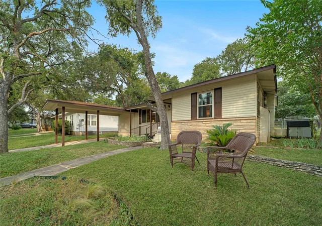 31st image of 107 Mandalay Ln, San Marcos, TX 78666 | MLS# 2641606