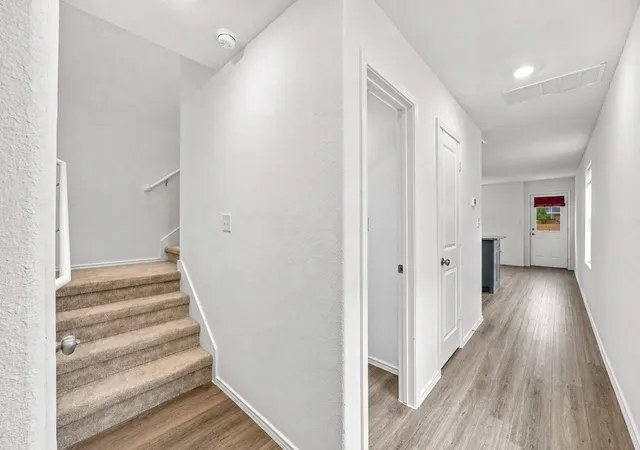 image of 54 Trinity Cir, Lockhart, TX 78644 | MLS# 1687560