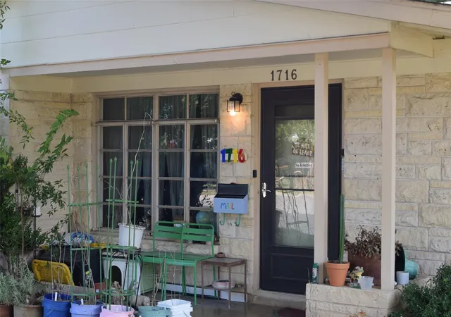 Photo 1 of Single family home for sale at 1716 Karen Ave, Austin, TX 78757 | MLS# 7968204 | Listing updated on 2026-08-25