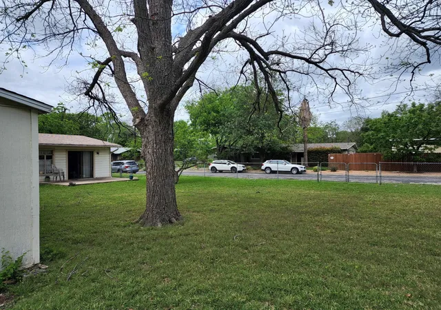 Photo 4 of Single family home for sale at 1716 Karen Ave, Austin, TX 78757 | MLS# 7968204 | Listing updated on 2026-08-25