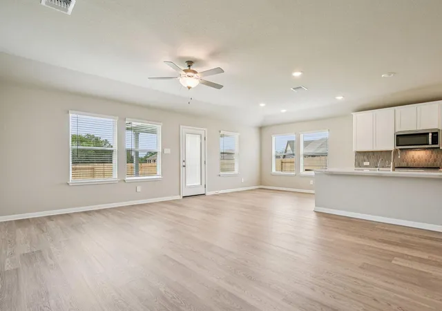 3rd image of 150 Coopers Hawk Crst, Cedar Creek, TX 78612 | MLS# 7112754