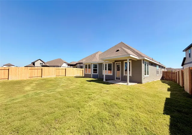 Photo 4 of Single family home for sale at 150 Coopers Hawk Crst, Cedar Creek, TX 78612 | MLS# 7112754 | Listing updated on 2026-10-20