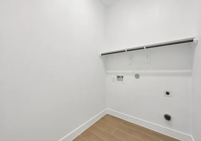 3rd image of 13709 Ryan Range Ln, Elgin, TX 78621 | MLS# 1645937