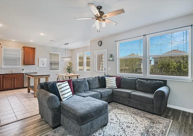 4th image of 225 Vestral Rd, Buda, TX 78610 | MLS# 2975755