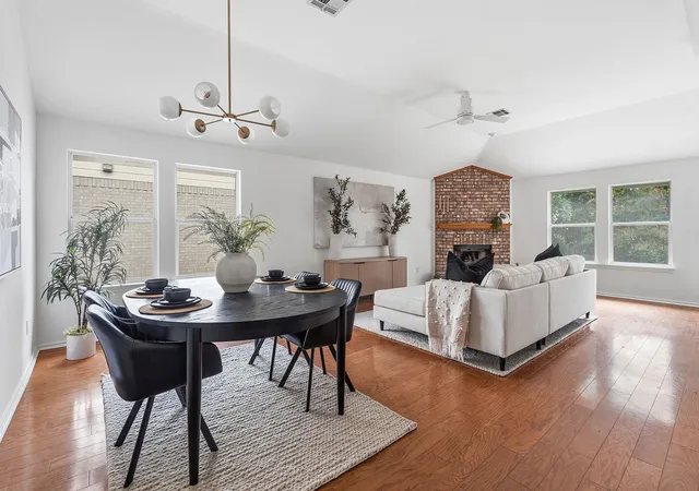 2nd image of 7013 Wandering Oak Rd, Austin, TX 78749 | MLS# 4514493
