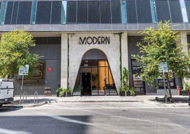 Photo 3 of Condo for sale at 610 Davis St #3009, Austin, TX 78701 | MLS# 7506305 | Listing updated on 2026-08-19