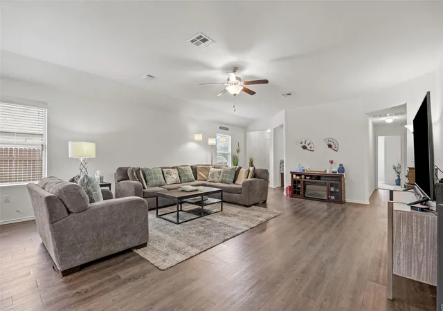 5th image of 196 Jackson Blue Ln, Kyle, TX 78640 | MLS# 6787044