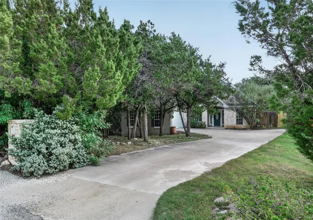 1st image of 4 Cedarwood Cir, Wimberley, TX 78676 | MLS# 8742966