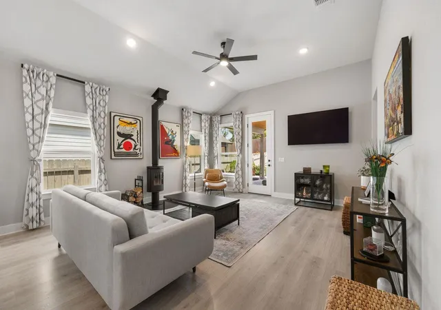 5th image of 16705 Adoro Dr, Manor, TX 78653 | MLS# 2765947