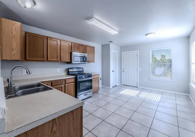Photo 4 of Single family home for sale at 17808 Golden Valley Dr, Manor, TX 78653 | MLS# 8332587 | Listing updated on 2026-09-22