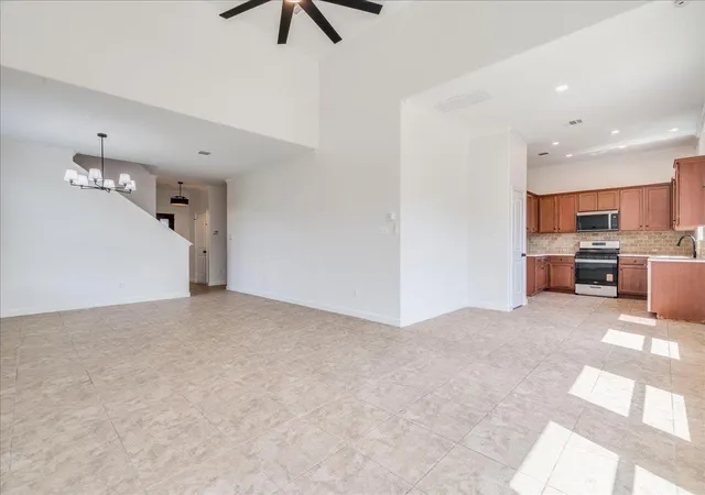 Photo 3 of Single family home for sale at 484 Travertine Trl, Buda, TX 78610 | MLS# 3593028 | Listing updated on 2026-10-09