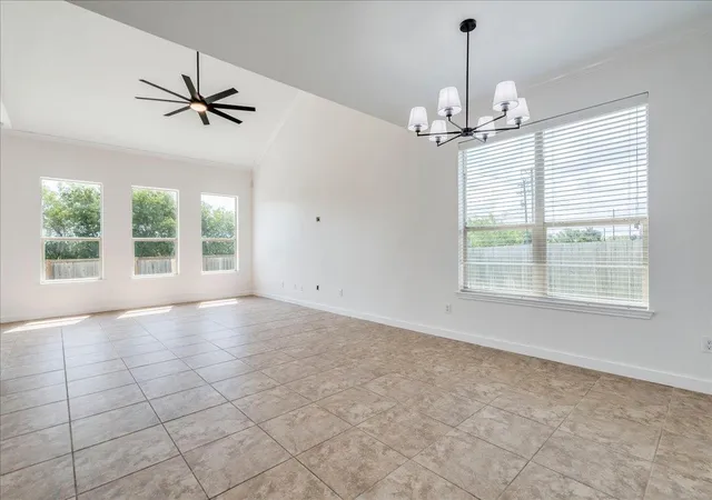 Photo 4 of Single family home for sale at 484 Travertine Trl, Buda, TX 78610 | MLS# 3593028 | Listing updated on 2026-10-09