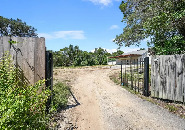 Photo 2 of Land for sale at 8106 Pitter Pat Ln, Austin, TX 78736 | MLS# 4254909 | Listing updated on 2026-08-11